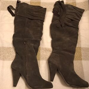 Naughty monkey tall olive green boots Sz 8.5